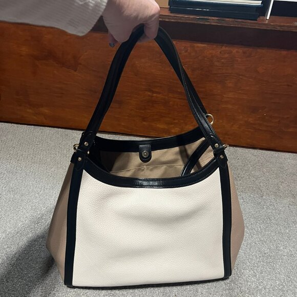 *LIKE NEW* COACH Leather KRISTY Shoulder Bag Colorblock - Picture 2 of 4